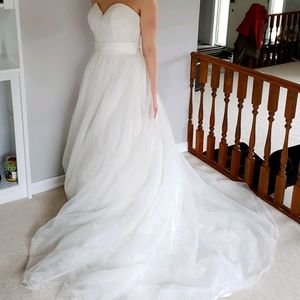 Wedding dress
